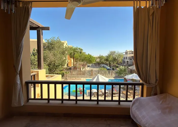 El Gouna South Marina 2-bedroom Apartment, Walk To Marina & Beaches * الغردقة