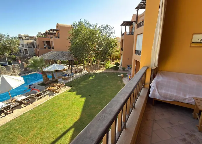 El Gouna South Marina 2-bedroom Apartment, Walk To Marina & Beaches شقة
