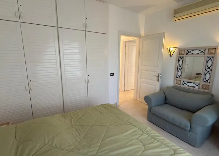 El Gouna South Marina 2-bedroom Apartment, Walk To Marina & Beaches
