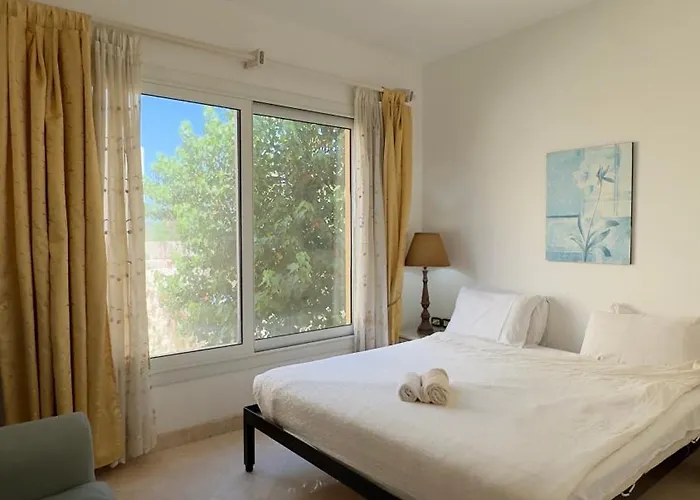 El Gouna South Marina 2-bedroom Apartment, Walk To Marina & Beaches Apartment