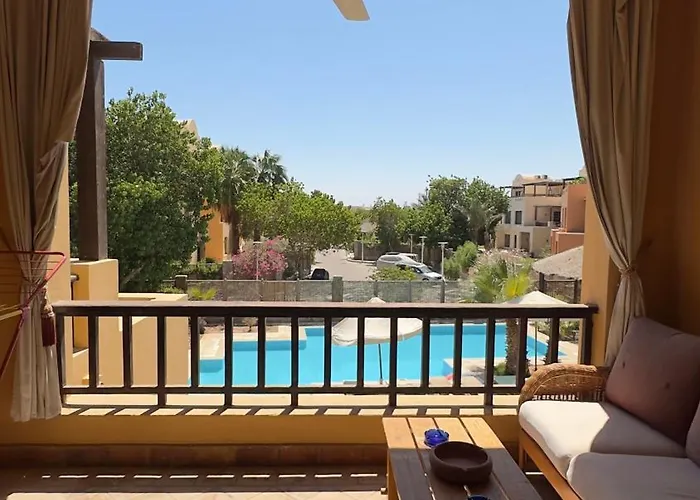 El Gouna South Marina 2-bedroom Apartment, Walk To Marina & Beaches *