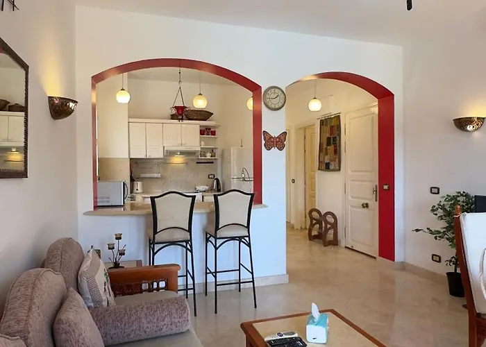 El Gouna South Marina 2-bedroom Apartment, Walk To Marina & Beaches