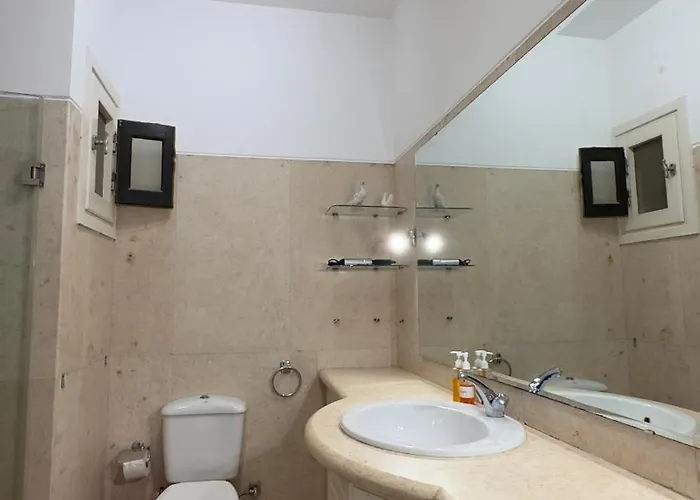 El Gouna South Marina 2-bedroom Apartment, Walk To Marina & Beaches Hurghada
